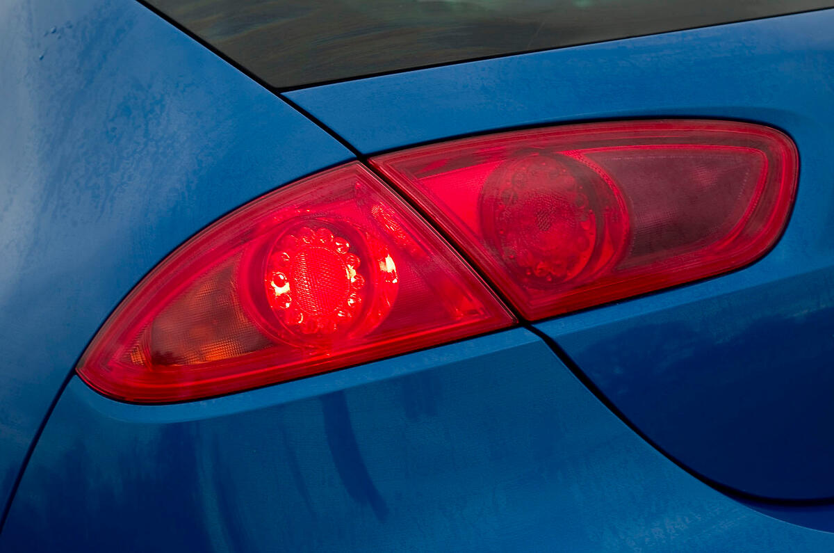 There is more than a hint of Alfa Romeo about the rear lights Seat Leon rear lights