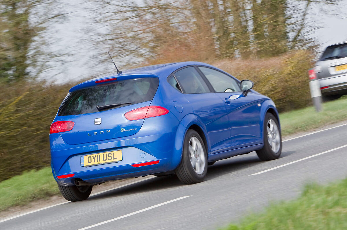 The FR TDI model has storming mid range punch, and will return good economy Seat Leon rear cornering