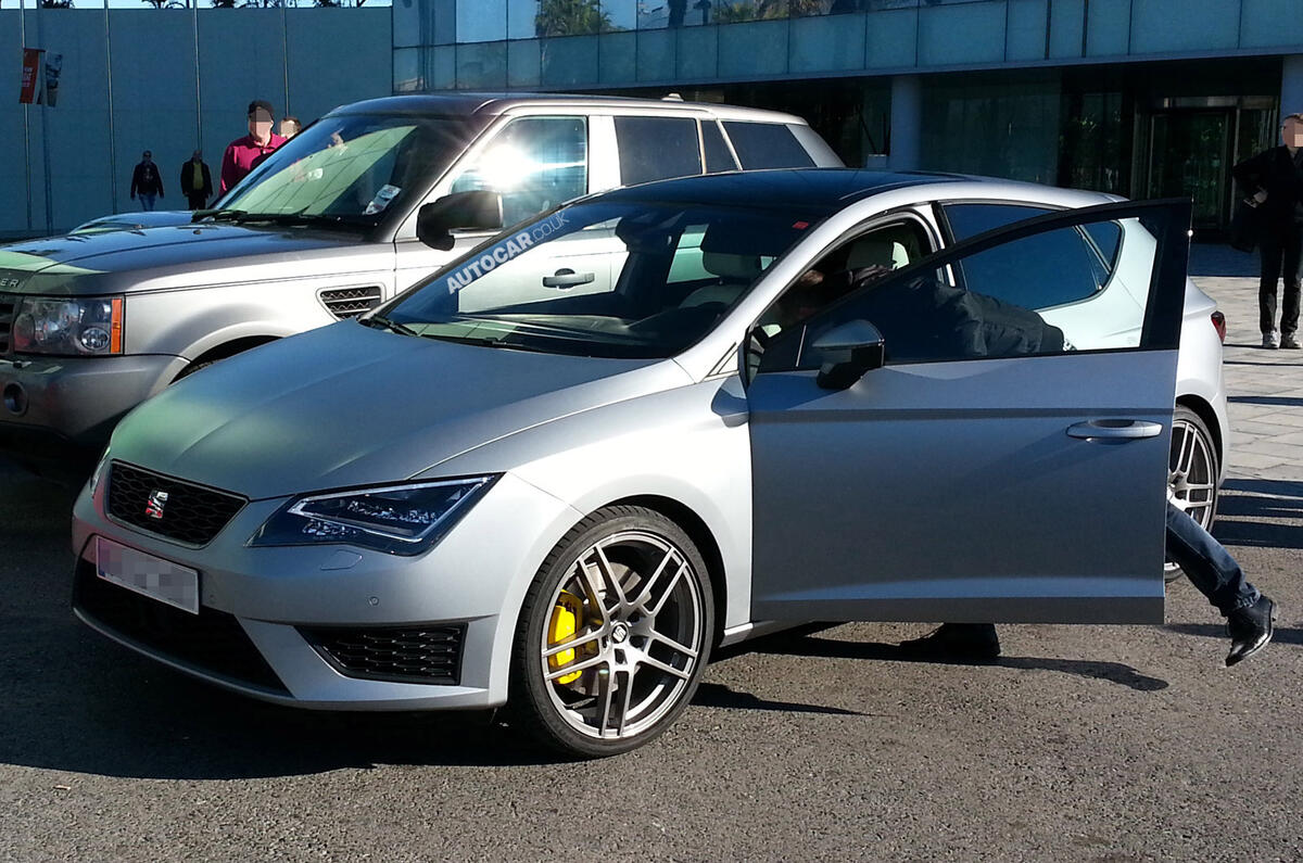 no title Seat Leon Cupra R test mules spied