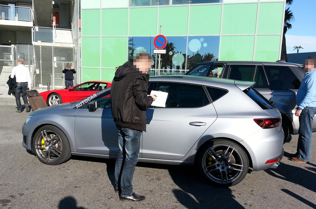 no title Seat Leon Cupra R test mules spied