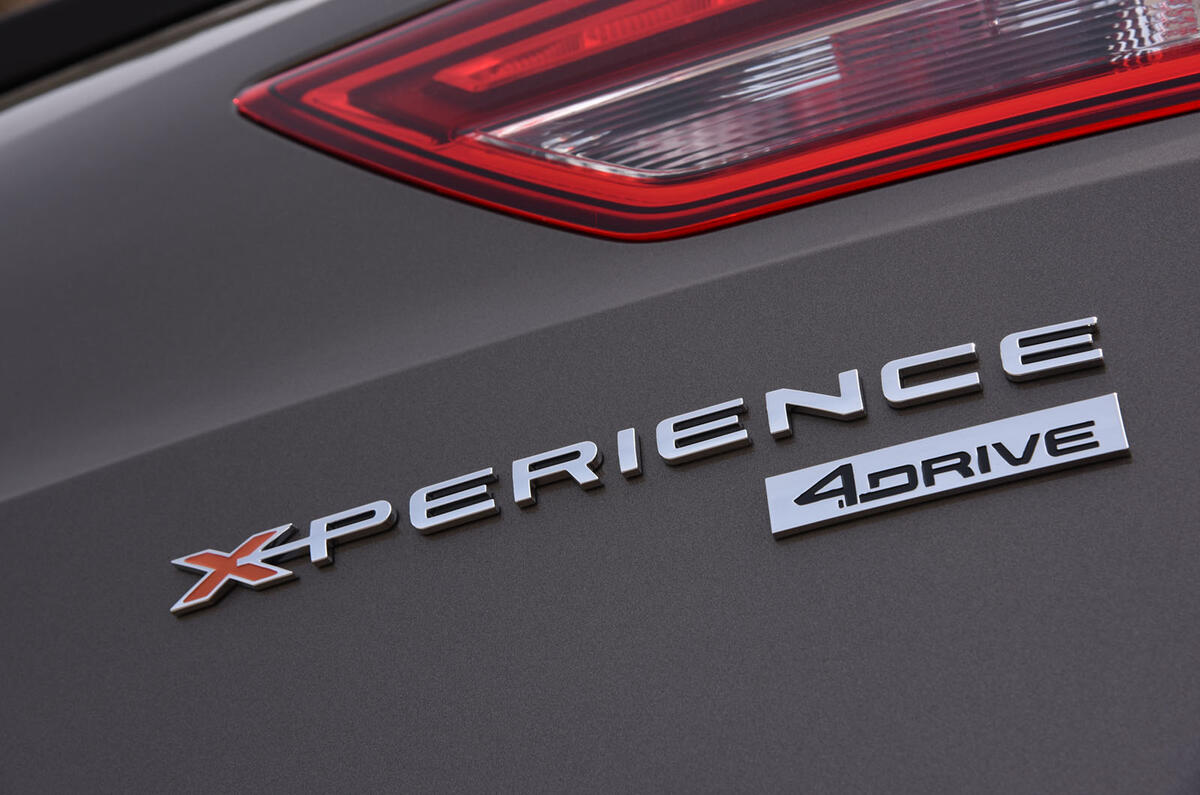 Seat Leon X-Perience badging