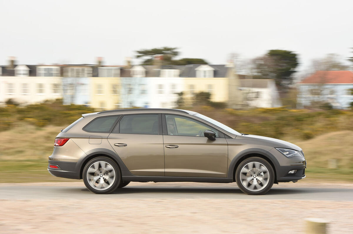 £26,370 Seat Leon X-Perience