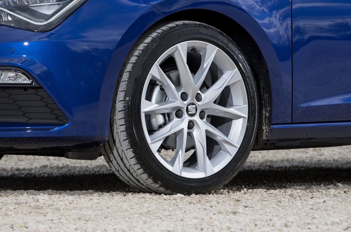 Seat Leon 5dr hatch alloy wheels