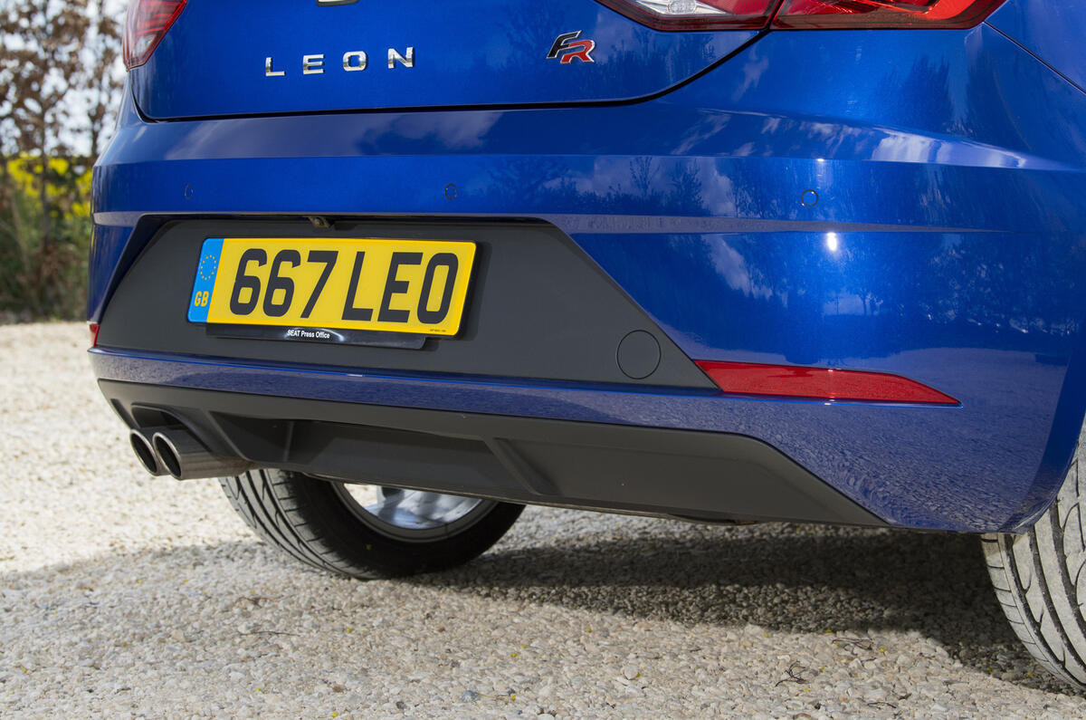 Seat Leon 5dr hatch rear diffuser