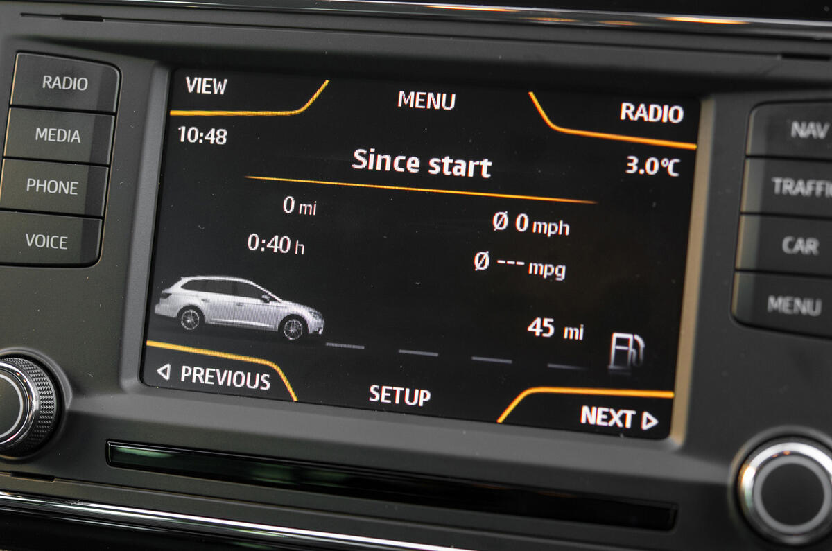Seat Leon ST infotainment system