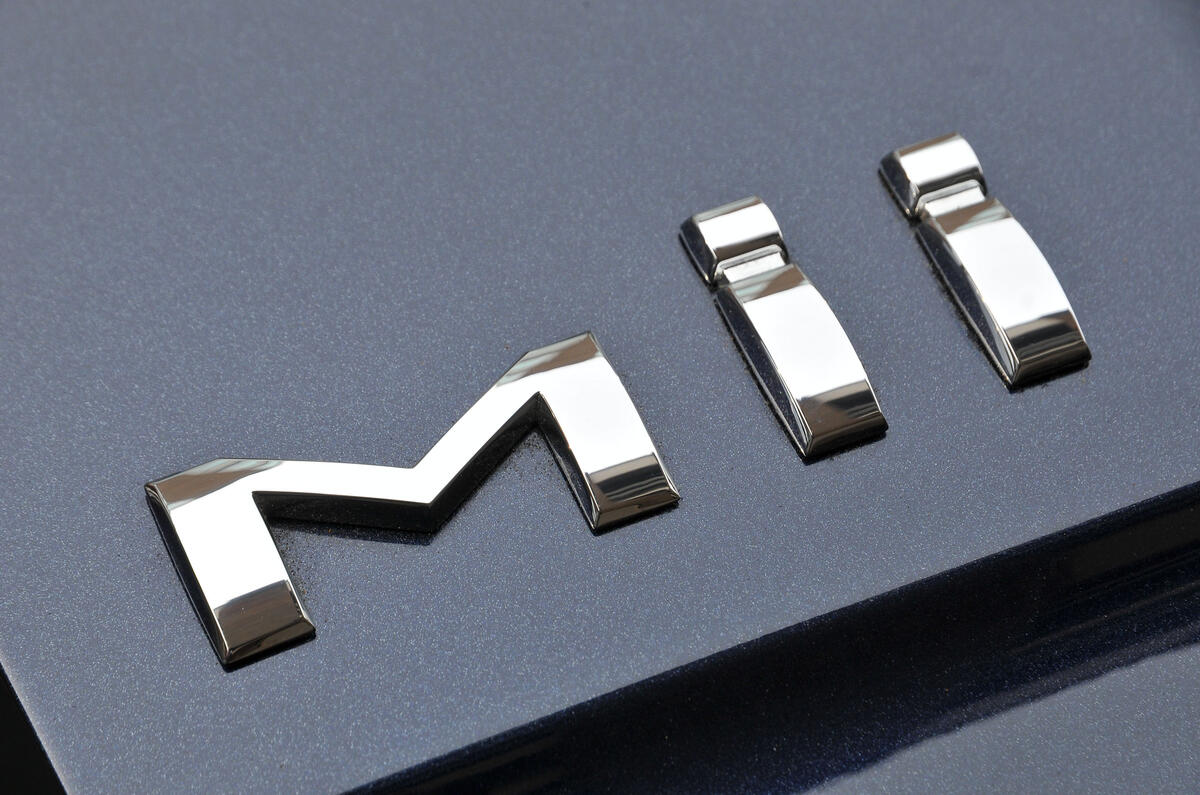 Seat Mii badging