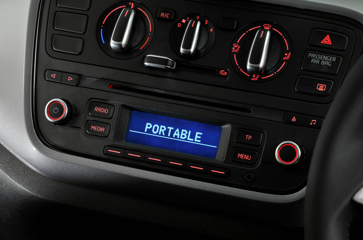 Seat Mii centre console