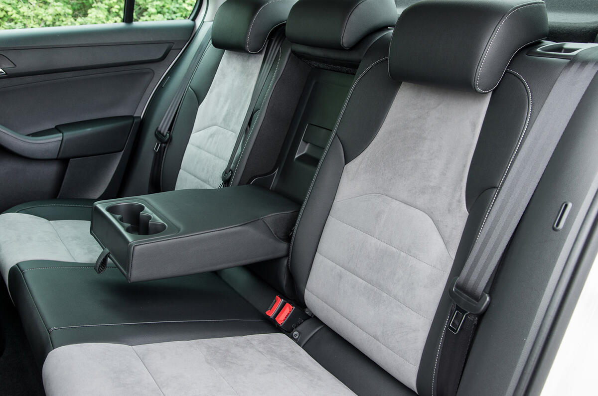 Seat Toledo rear seats