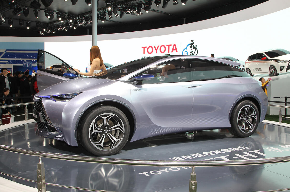 Toyota unveils striking six-seater hybrid concept: Shanghai motor show 2013