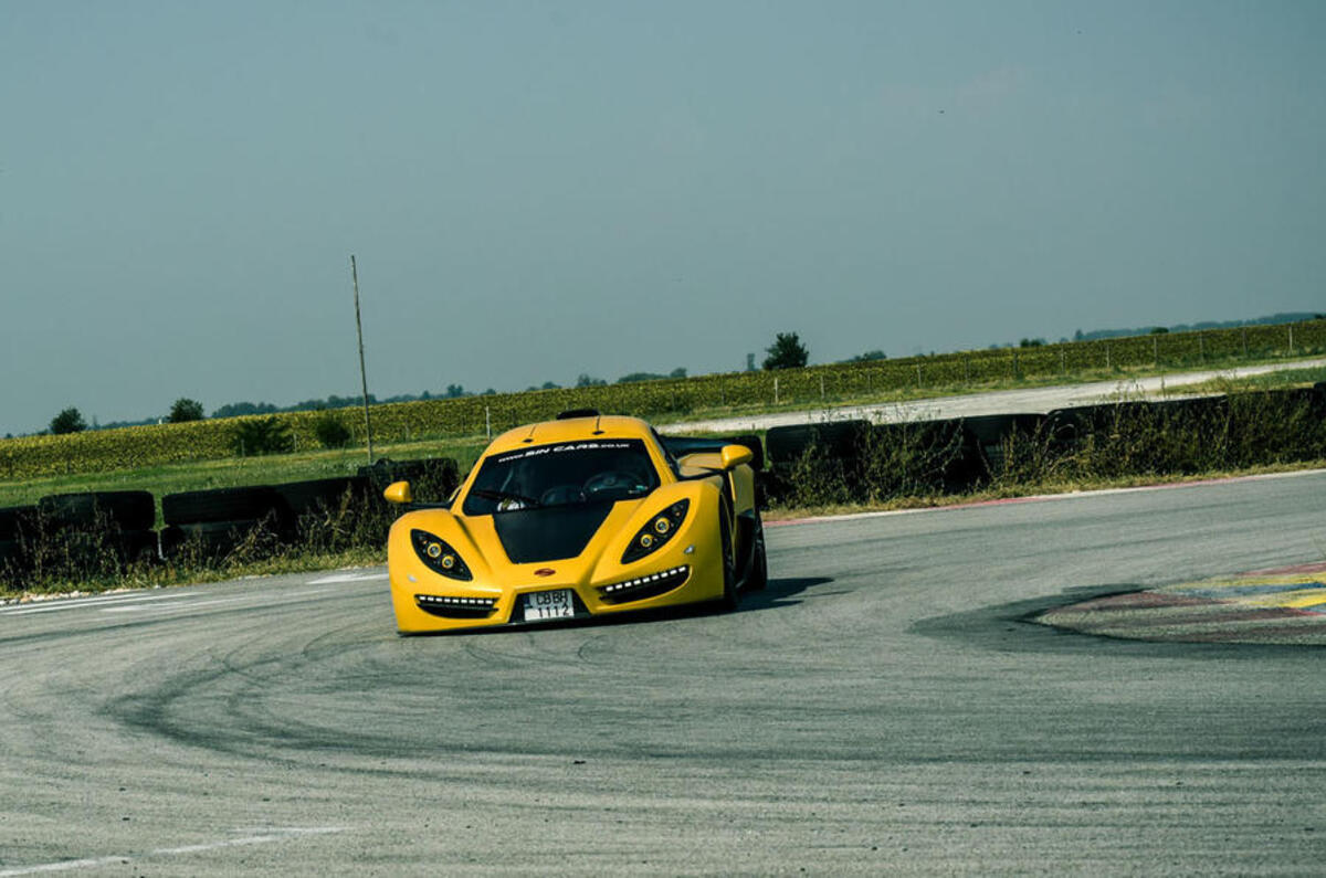 Sin R1 hard cornering