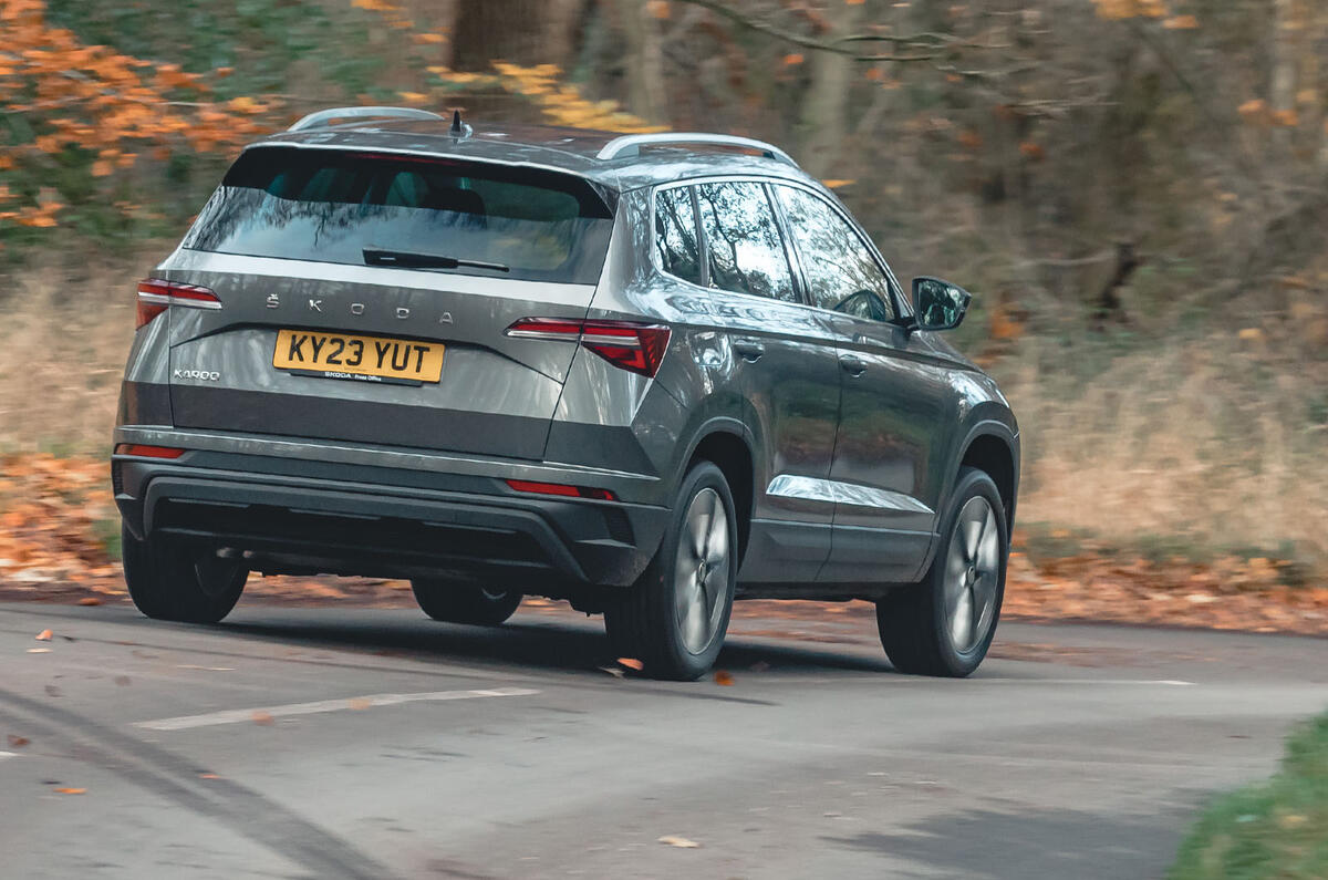 skoda karoq review 2023 03 cornering rear