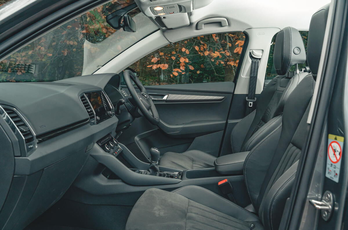 skoda karoq review 2023 20 front seats