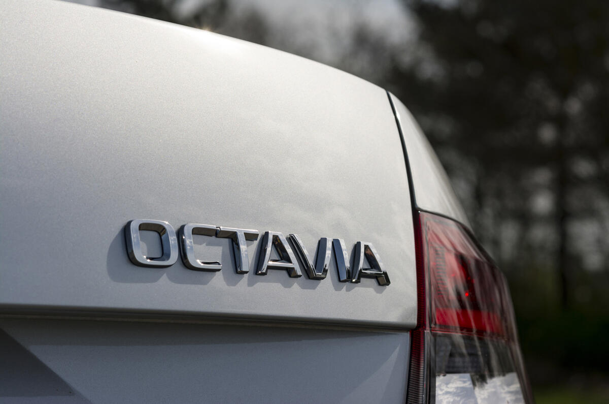 Skoda Octavia badging