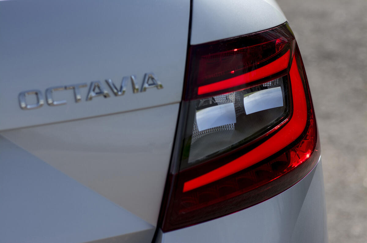 Skoda Octavia LED rear lights