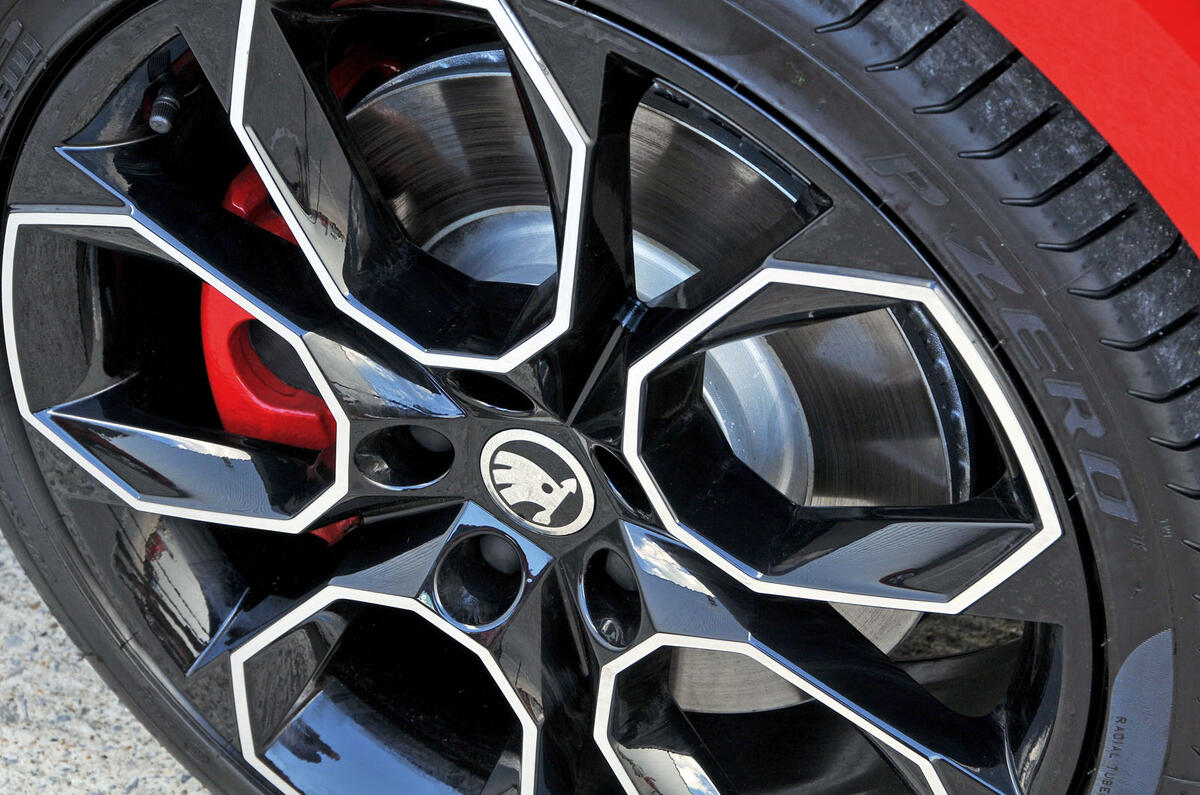 19in Skoda Octavia vRS 245 alloy wheels