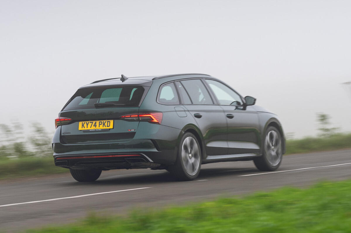 Skoda Octavia VRS review 2025 026 rear cornering Skoda Octavia VRS review 2025 026 rear cornering