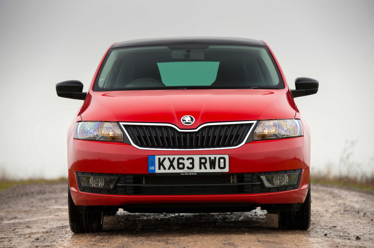 Skoda Rapid Spaceback front end
