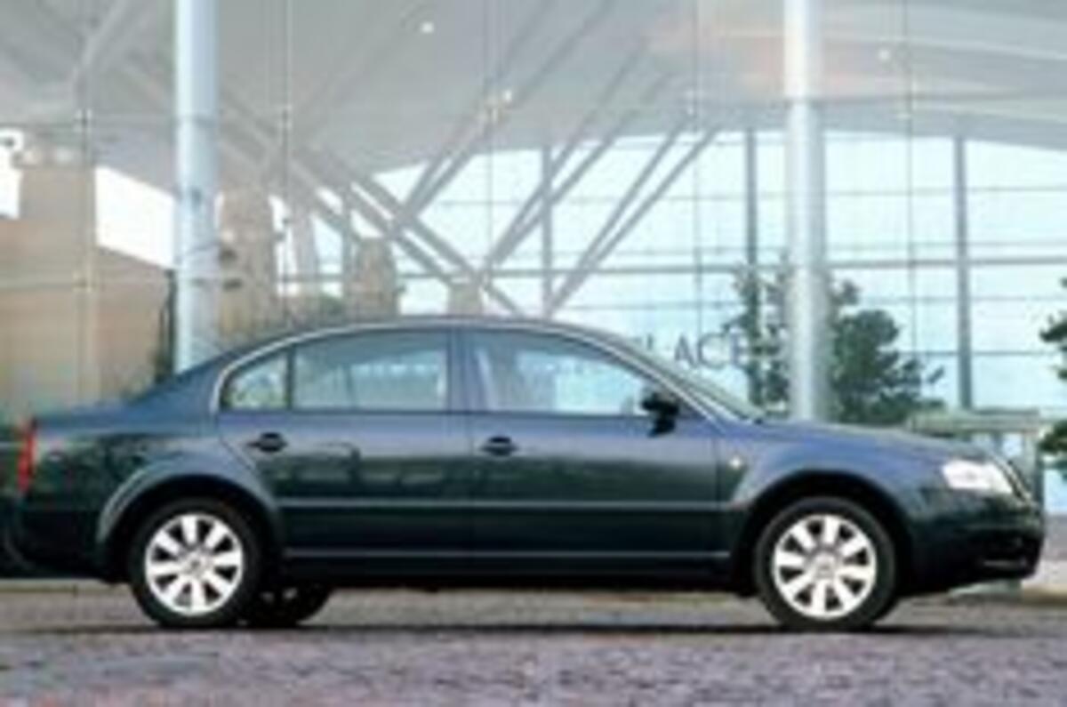 Skoda Superb gets Euro IV diesel