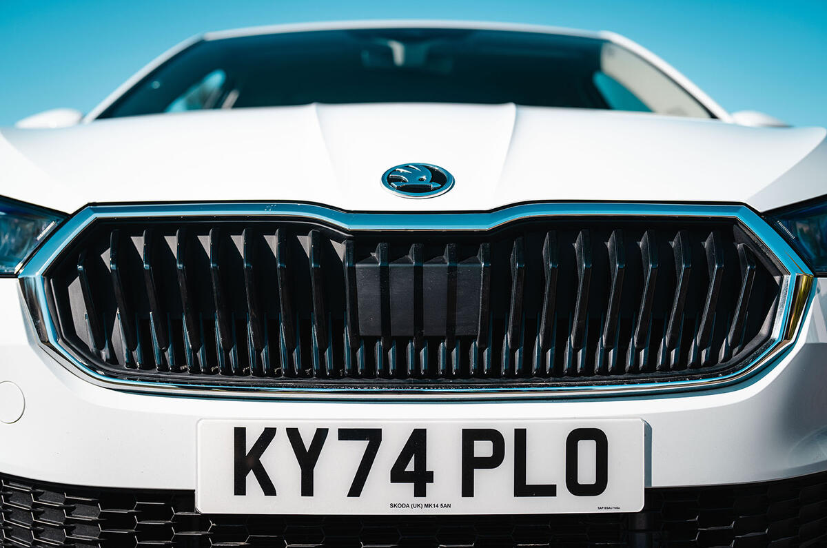 Skoda Fabia grille