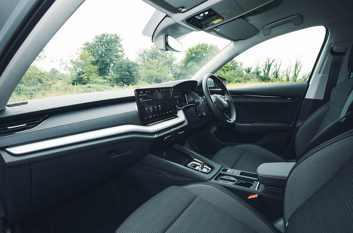 Skoda octavia interior dashboard