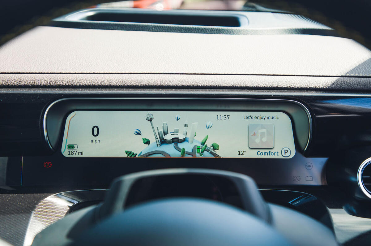 smart 3 review 2024 13 screen