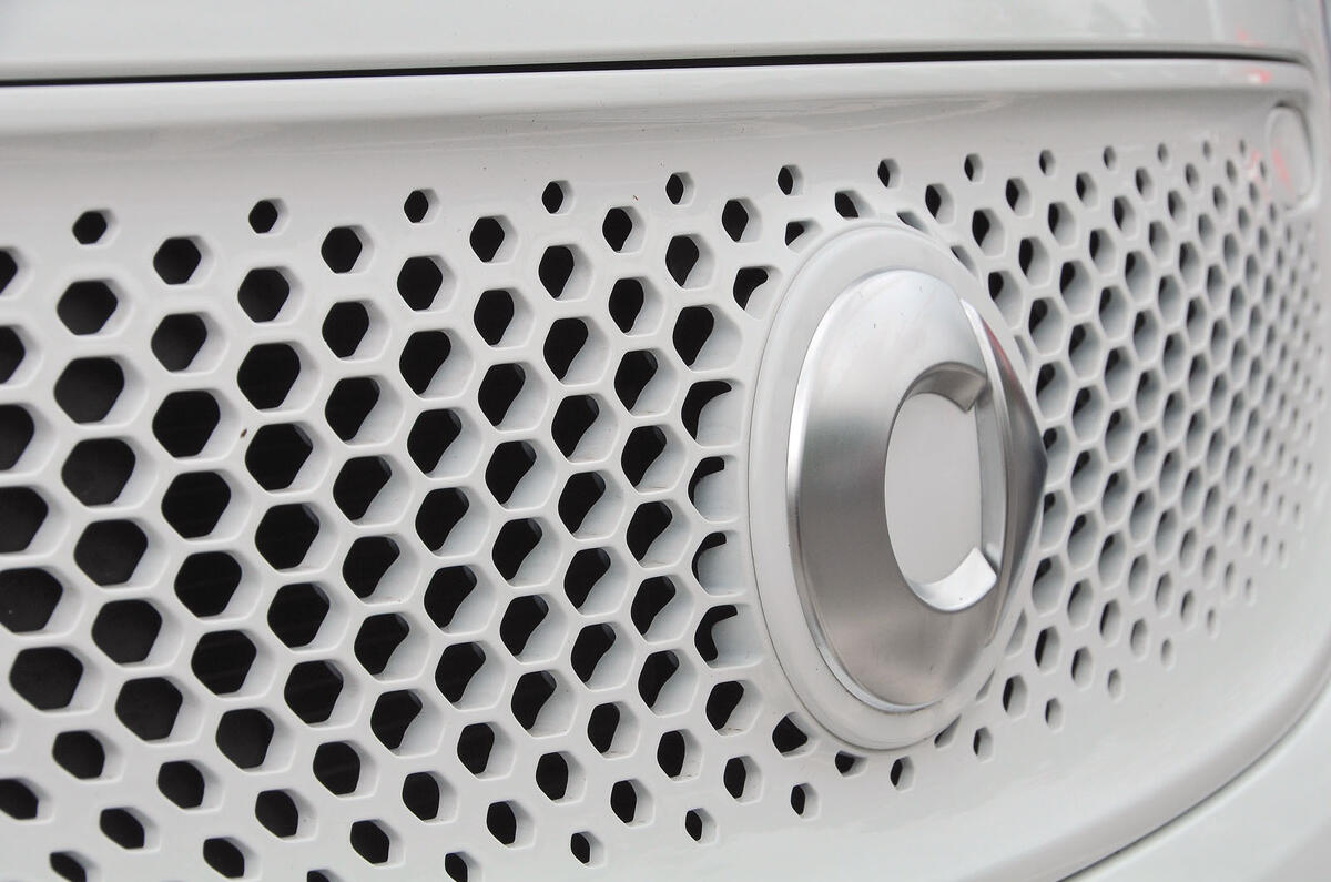 Smart Forfour Electric Drive badging