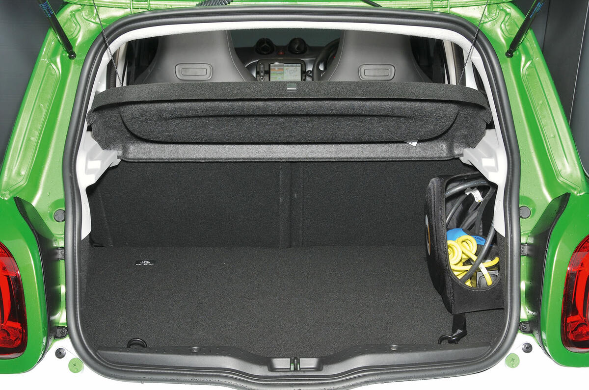 Smart Forfour Electric Drive boot space
