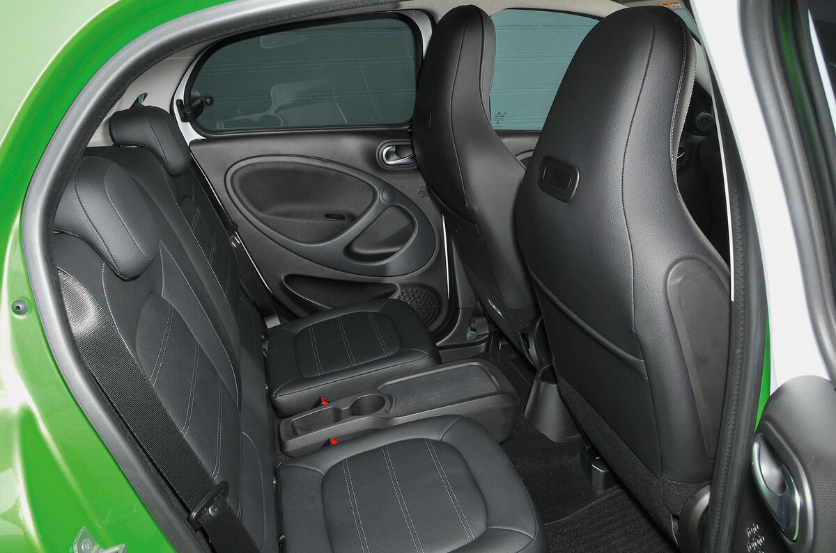 Smart Forfour Electric Drive rear seats