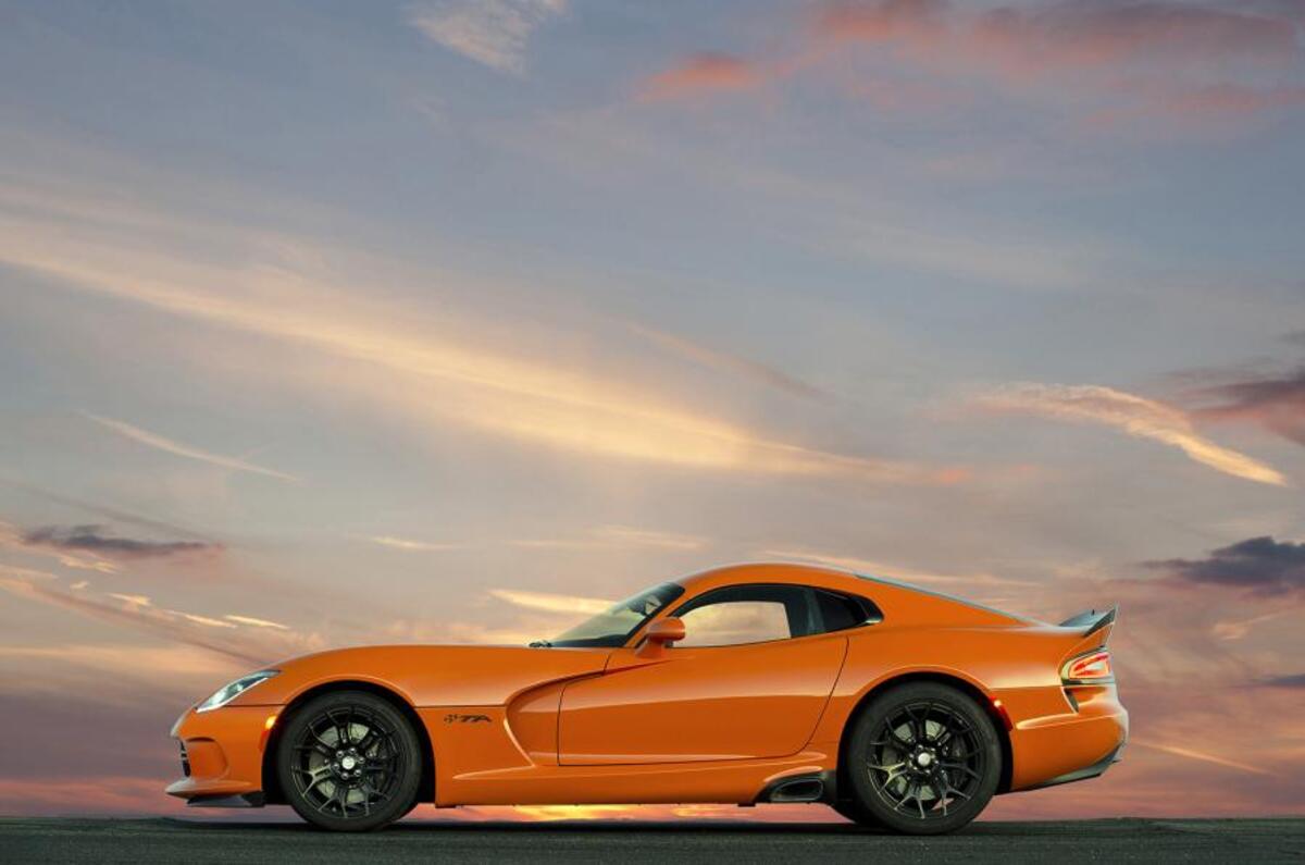 SRT Viper TA side profile