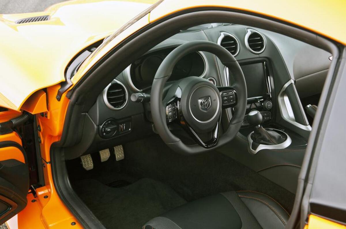 SRT Viper TA dashboard
