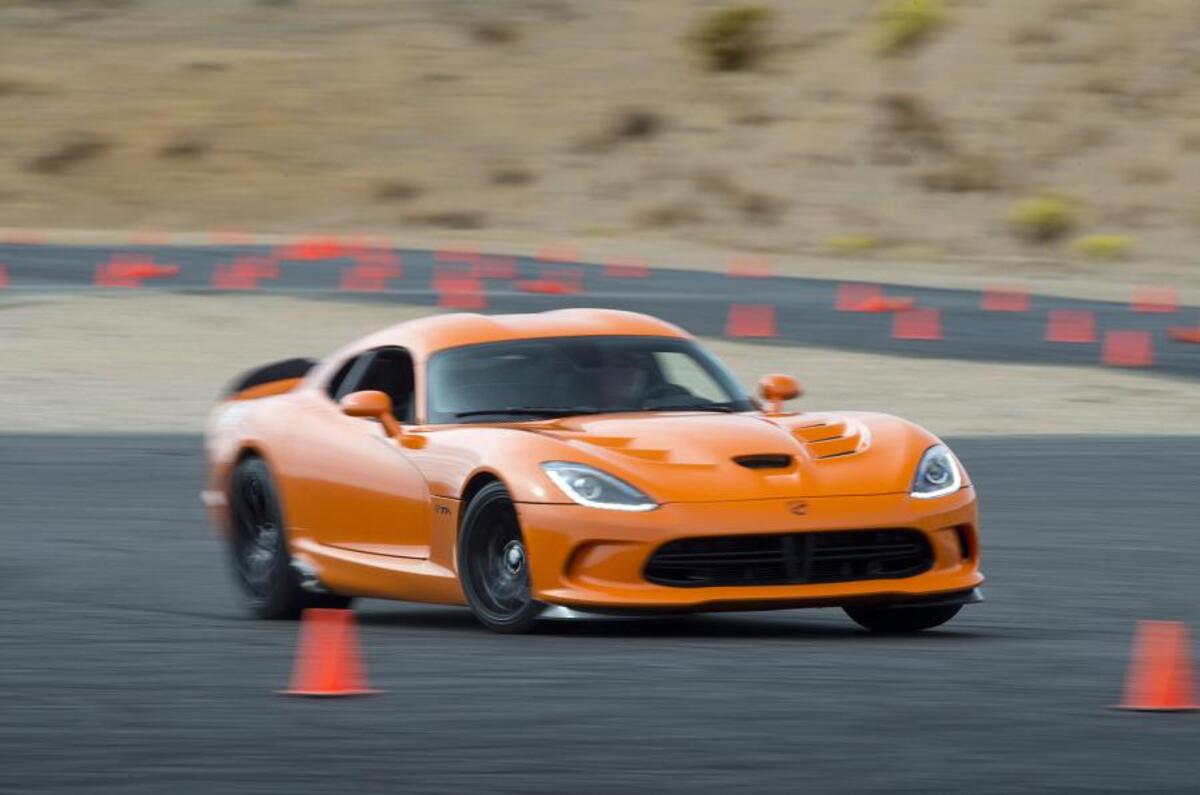 SRT Viper TA cornering