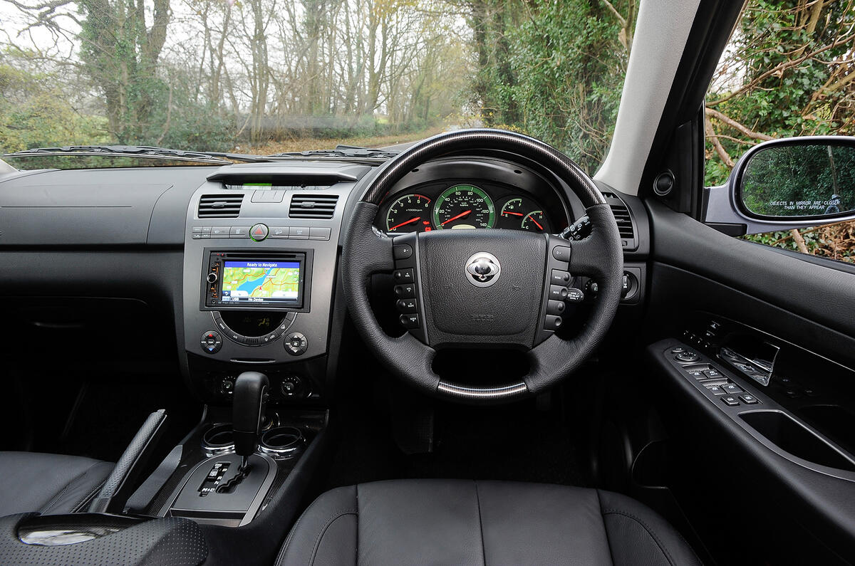 SsangYong Rexton dashboard