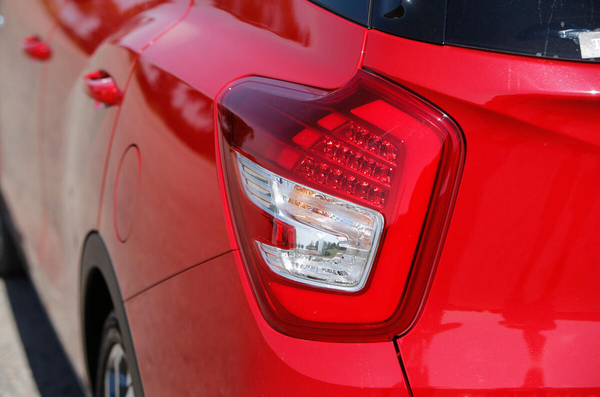 Ssangyong Tivoli XLV rear light