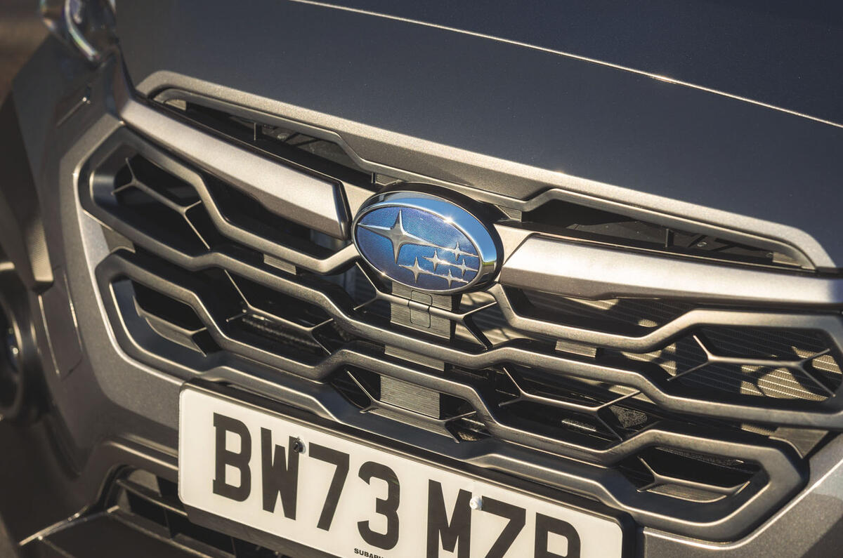 subari crosstrek review 2024 05 grill