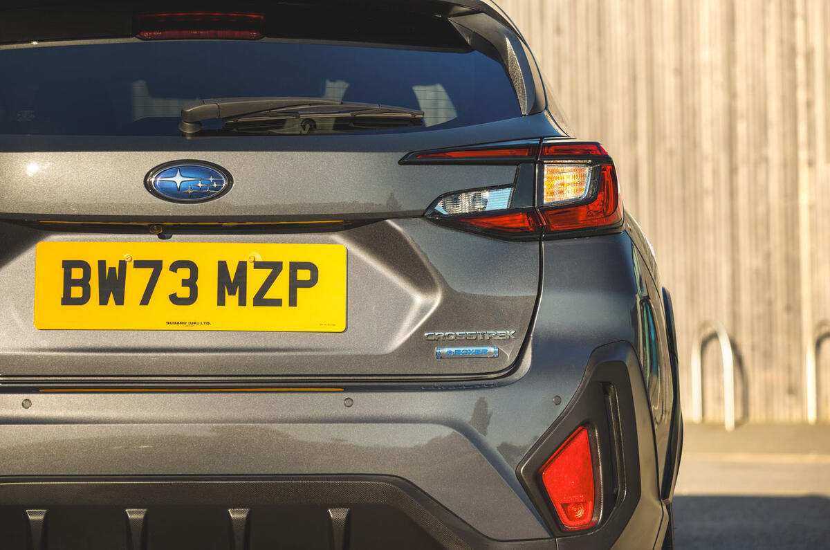 subari crosstrek review 2024 07 rear