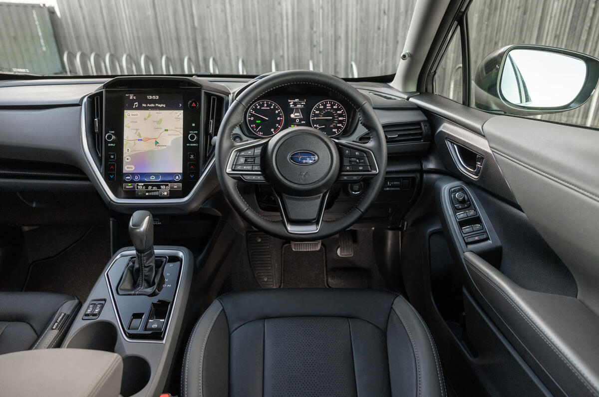 subari crosstrek review 2024 10 dash