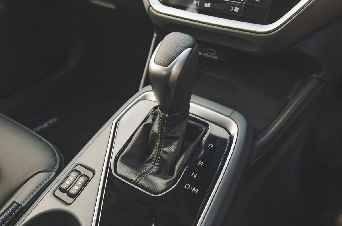 subari crosstrek review 2024 21 gearstick