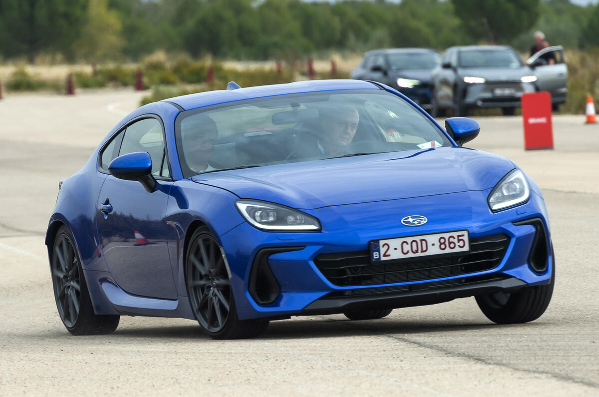 subaru brz 05 front tracking