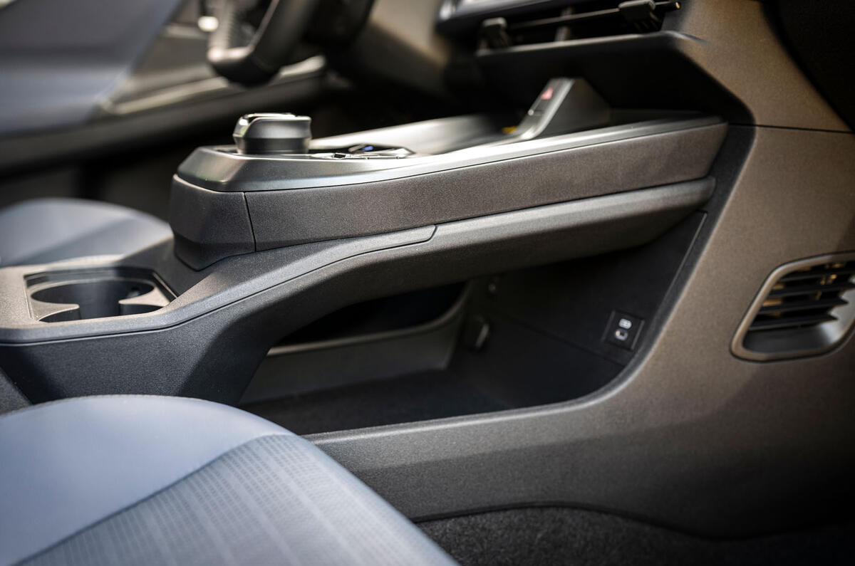 Subaru E Outback review 2026 012