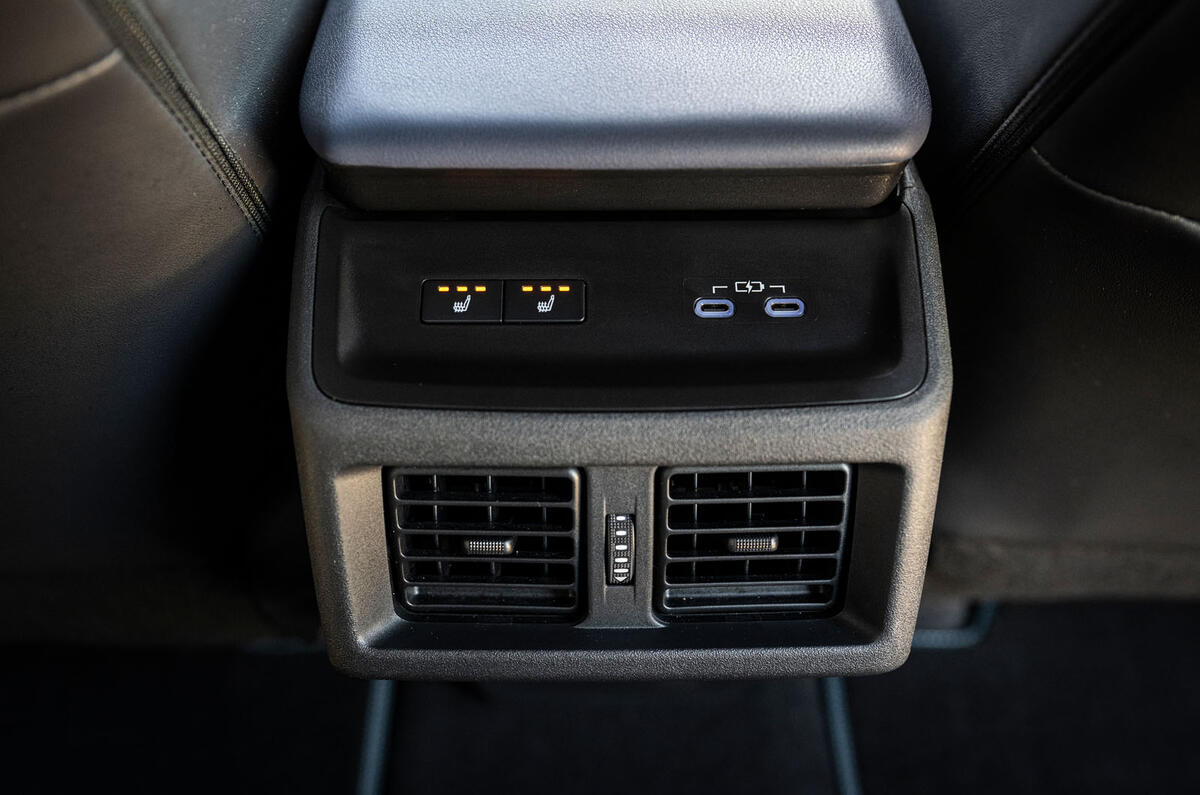 Subaru E Outback review 2026 016