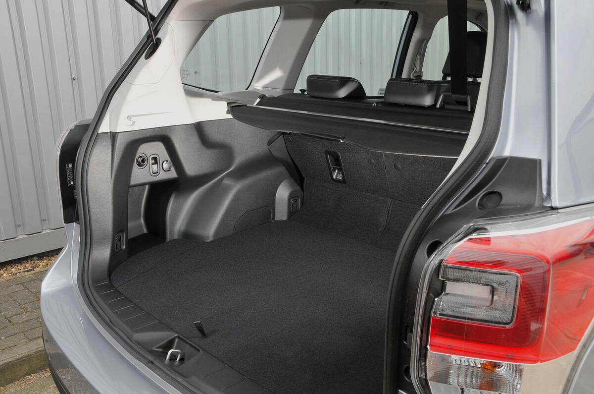 Subaru Forester boot 