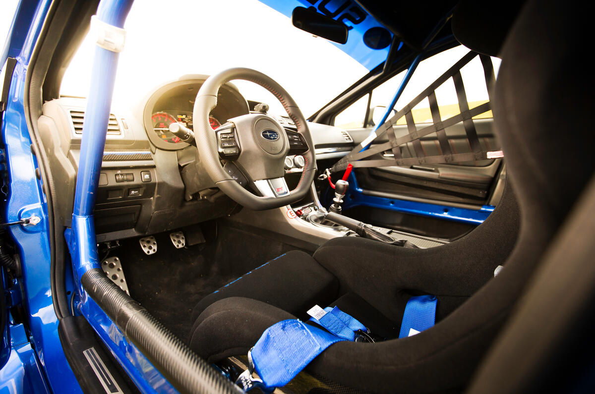 no title Subaru sets new Isle of Man TT lap record - new pictures