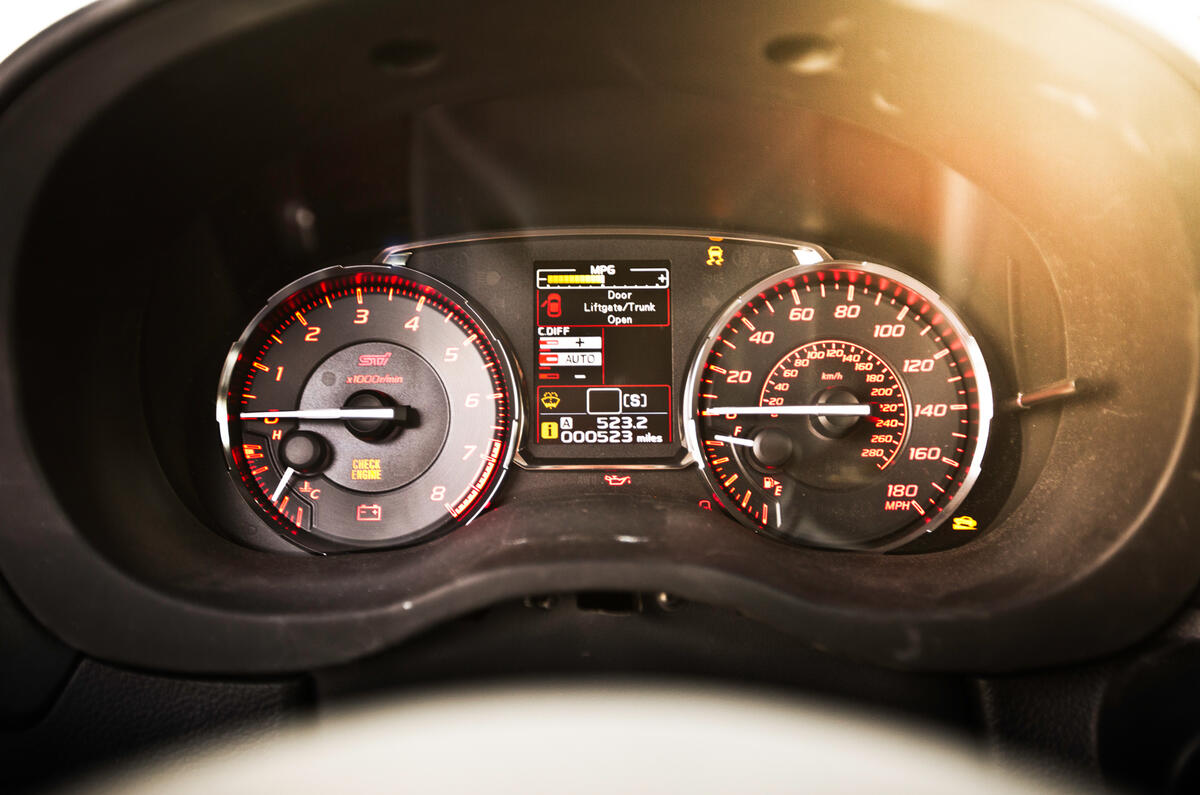 no title Subaru sets new Isle of Man TT lap record - new pictures