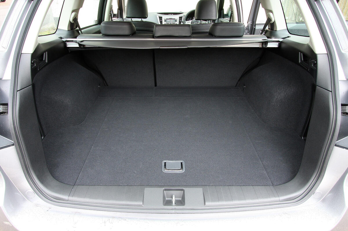 Load bay has a low floor, unobtrusive bumper and a very respectable capacity Subaru Legacy boot space