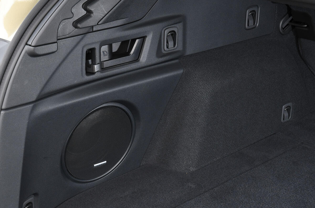 subaru outback review 2023 17 subwoofer subaru outback review 2023 17 subwoofer