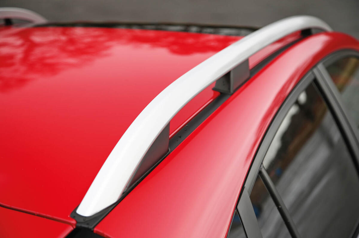 Subaru XV 2.0i Lineartronic SE Premium roof rack