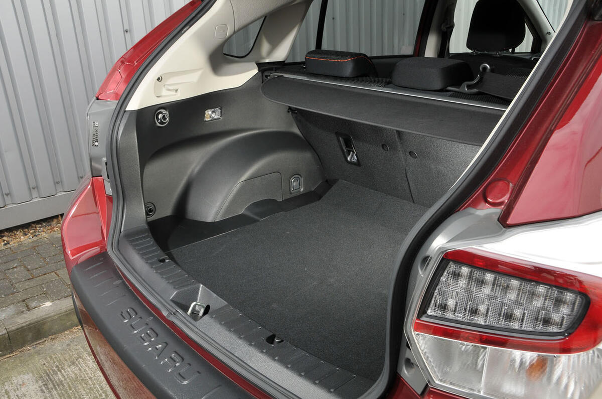 Subaru XV boot space