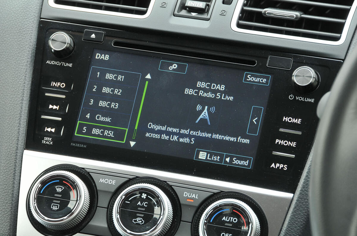 Subaru XV infotainment system
