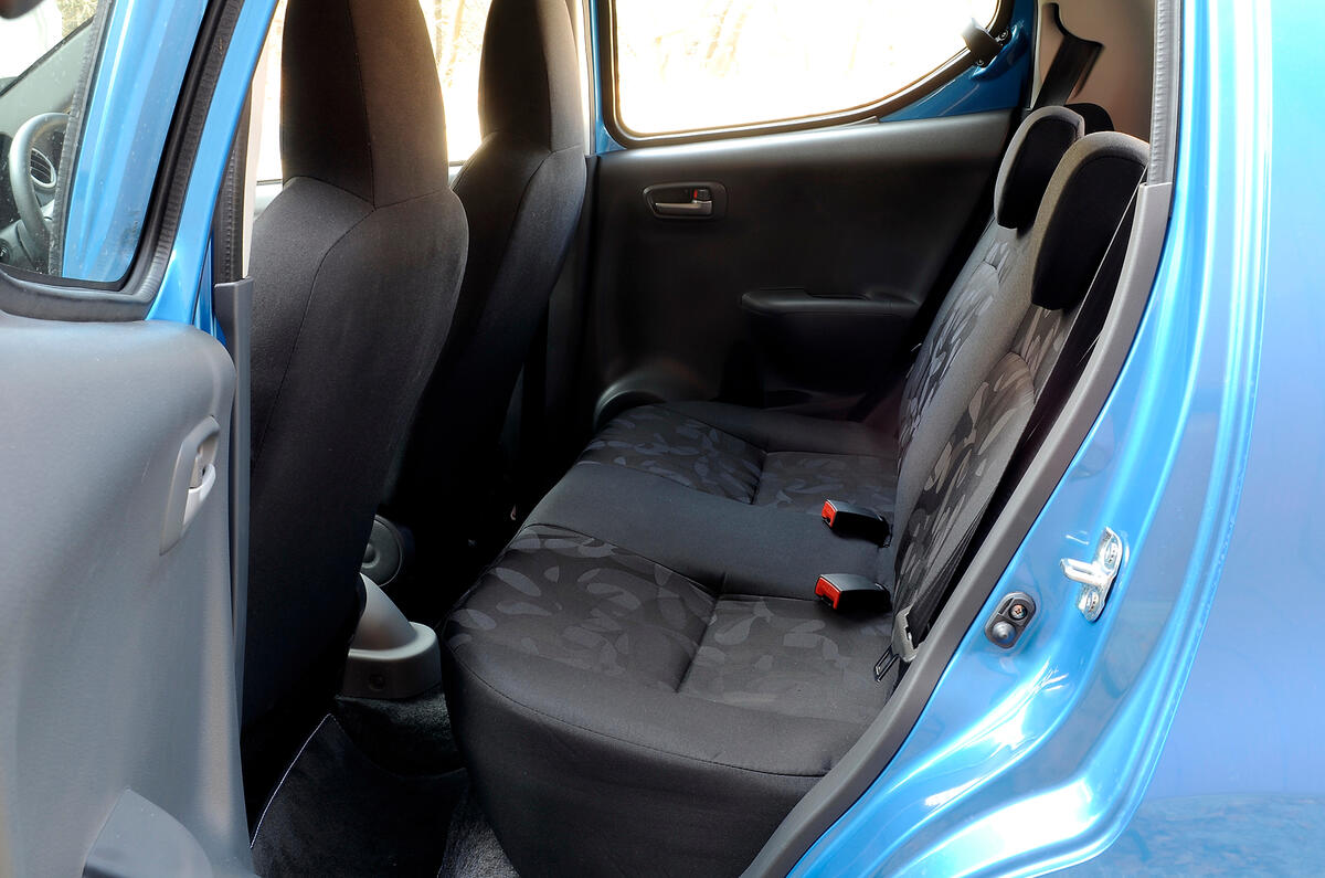 Suzuki Alto rear seats