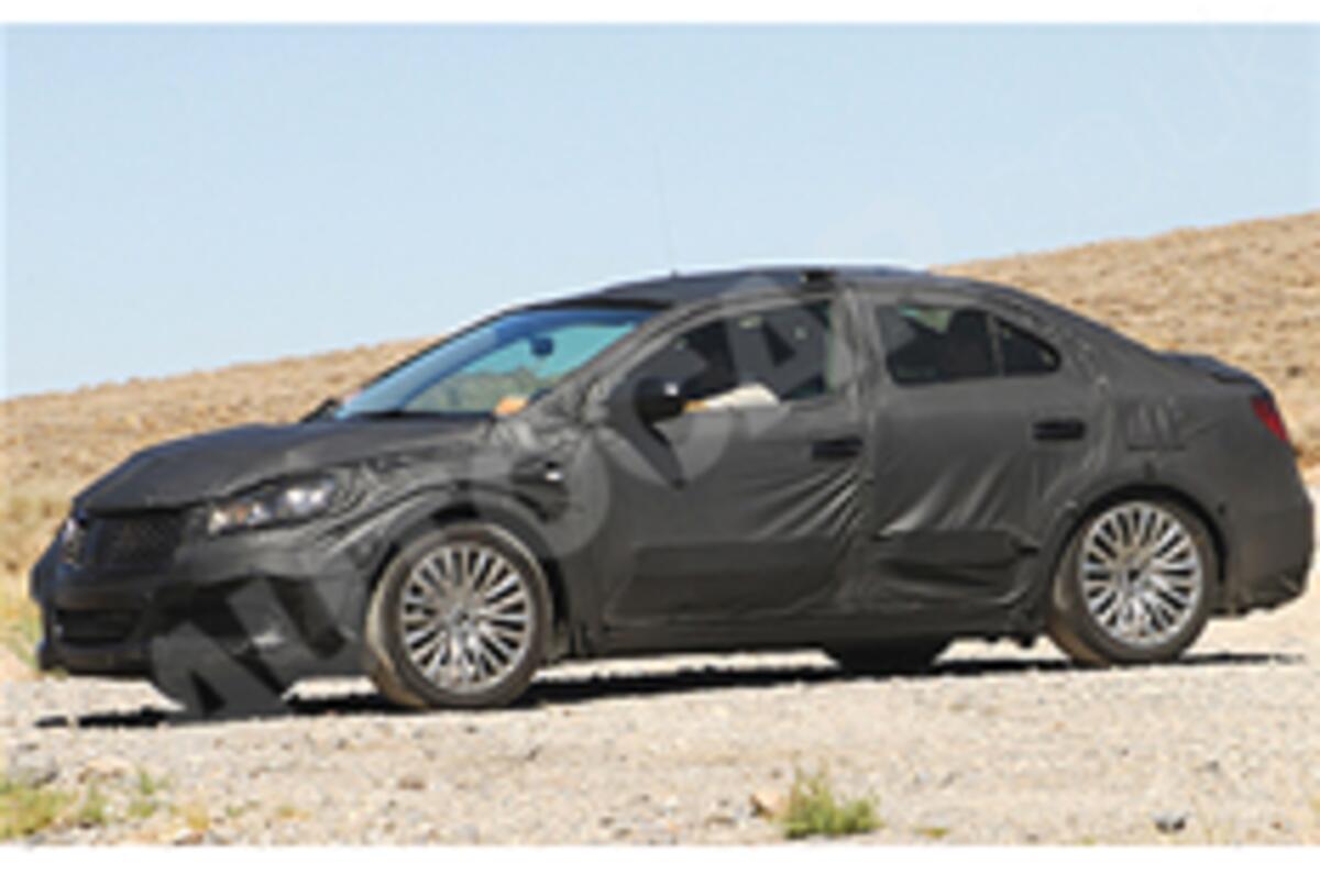 Spied: Suzuki Kizashi